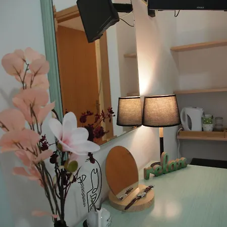 לינה וארוחת בוקר Lighea 3*