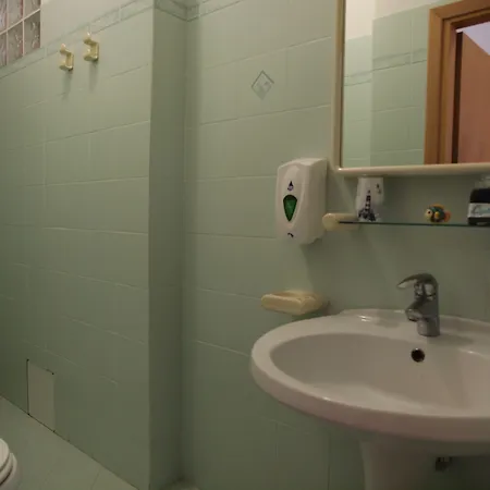 Lighea לינה וארוחת בוקר 3*