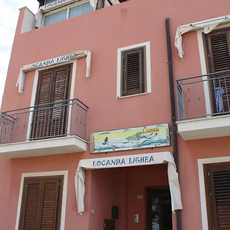 לינה וארוחת בוקר Lighea